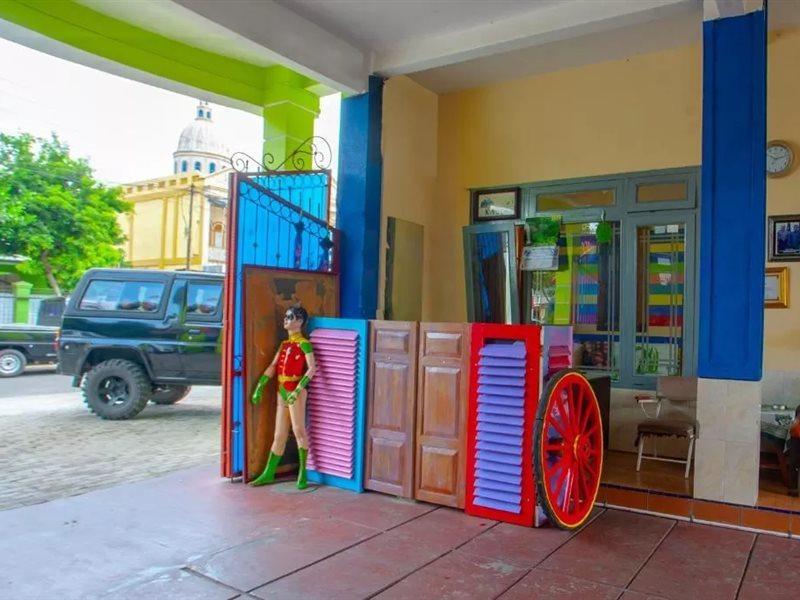 The Paragon Hotel Cilacap Redpartner Εξωτερικό φωτογραφία