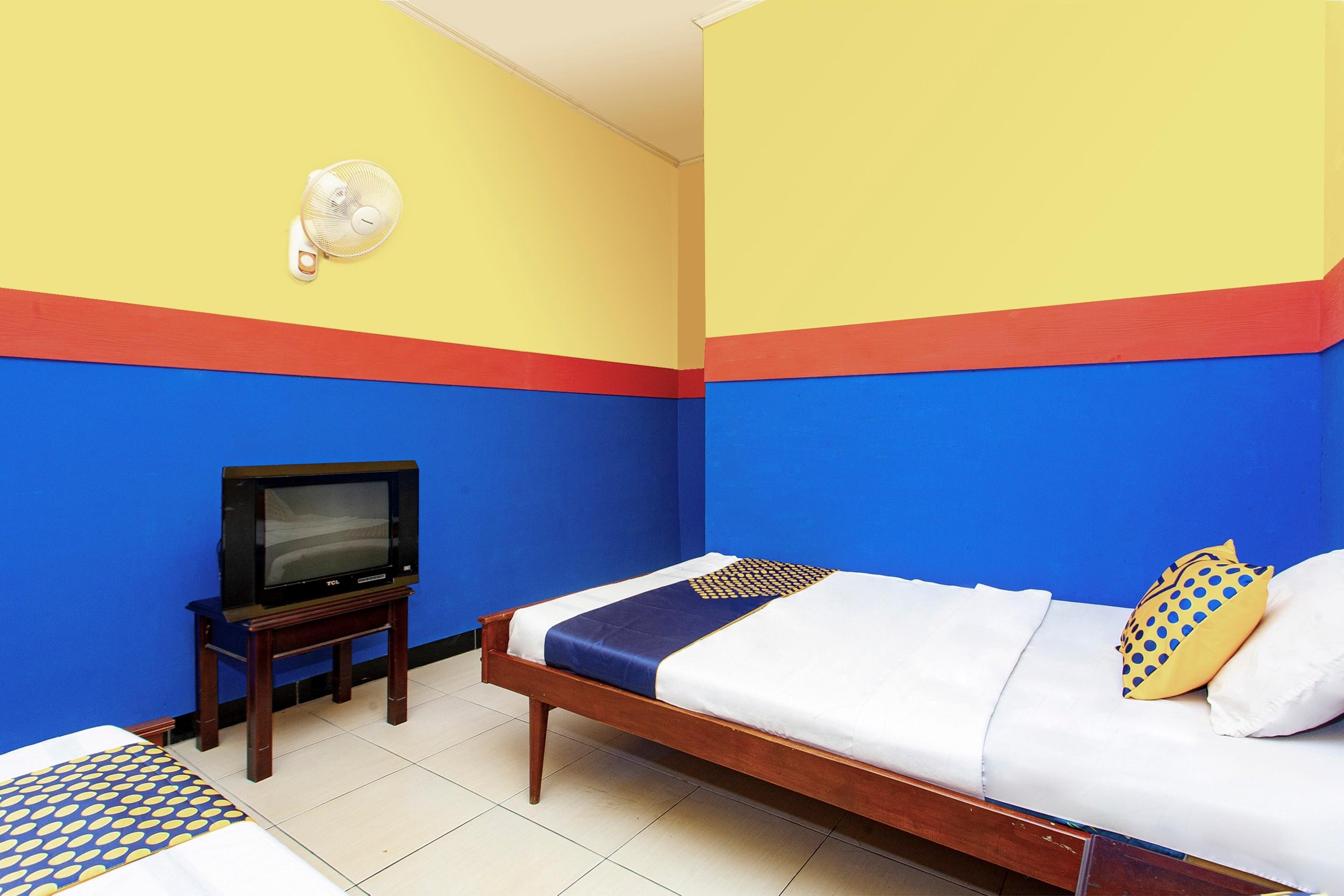 The Paragon Hotel Cilacap Redpartner Εξωτερικό φωτογραφία