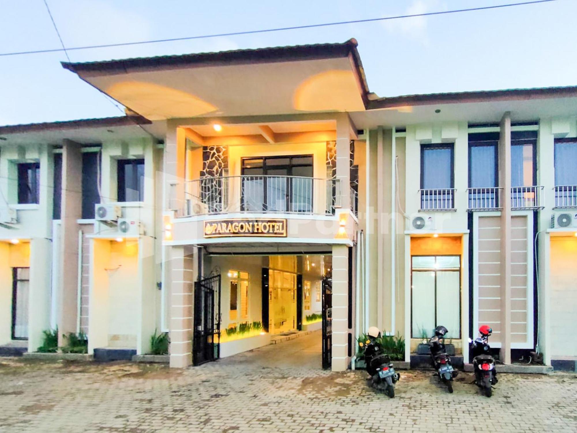 The Paragon Hotel Cilacap Redpartner Εξωτερικό φωτογραφία