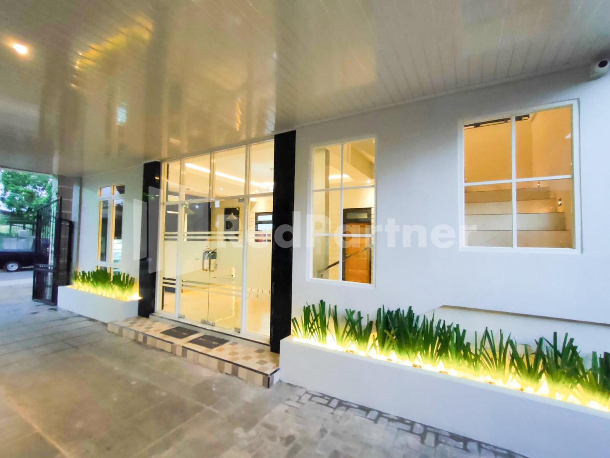 The Paragon Hotel Cilacap Redpartner Εξωτερικό φωτογραφία